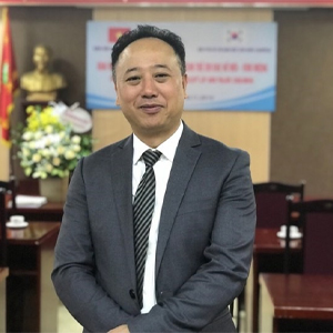 Phó Giáo sư, Tiến sĩ Trần Cao Bính