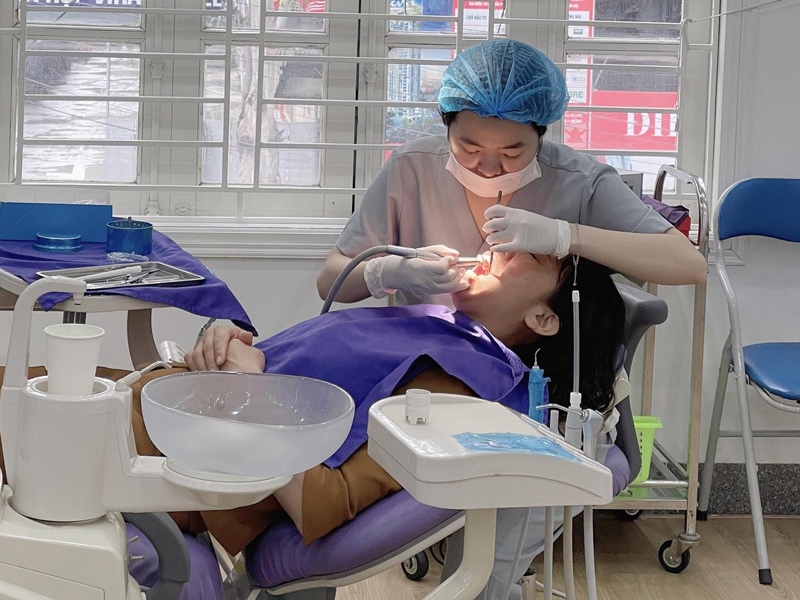 Nha khoa Sea Dental bọc răng sứ bằng nhiều công nghệ thông minh