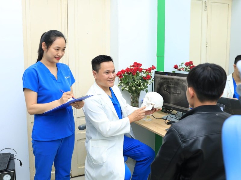 Nha khoa Bình Minh - Địa chỉ thăm khám, điều trị và thẩm mỹ răng uy tín tại Huế