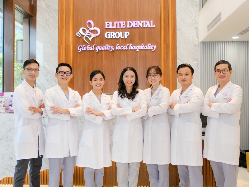 Nha khoa Elite Dental tuyển chọn, đào tạo Y bác sĩ có đủ bằng cấp chuyên môn, chứng chỉ