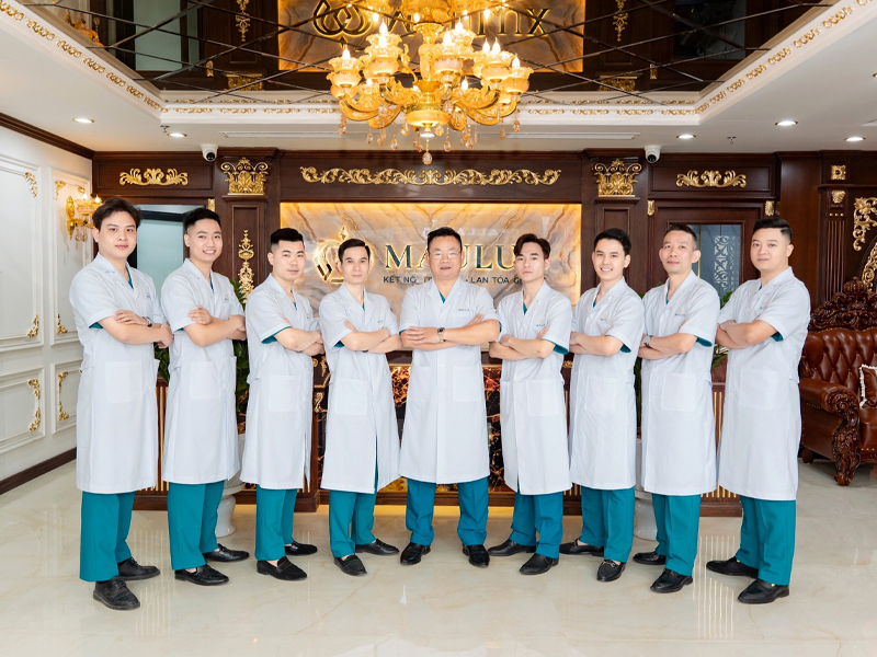 Nha khoa Quốc tế Việt Đức quy tụ đội ngũ chuyên gia giỏi đầu ngành