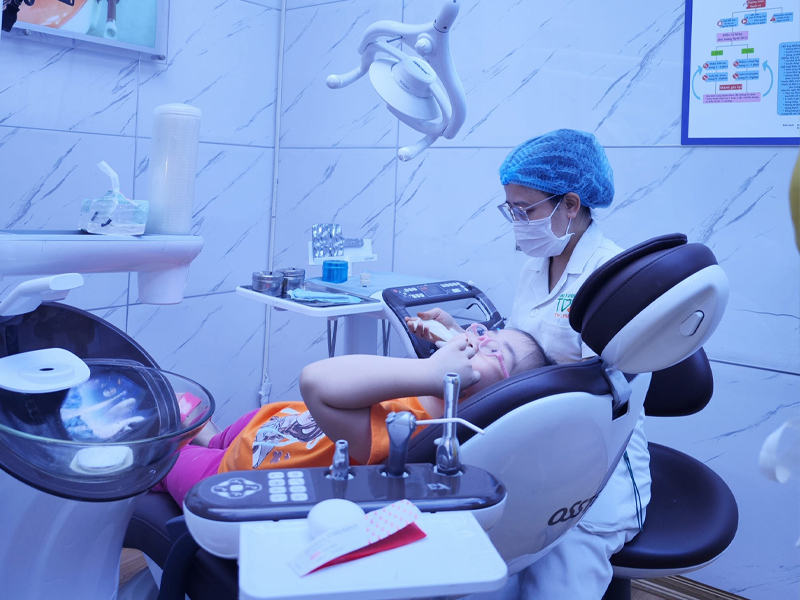 Nha khoa Trẻ là địa chỉ chăm sóc răng miệng cho trẻ uy tín tại Hà Nội