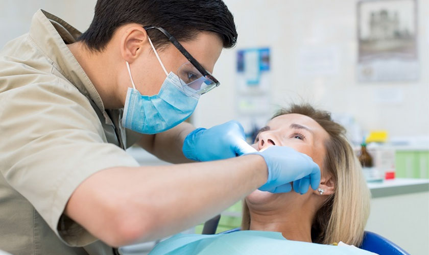 Cần điều trị dứt điểm bệnh lý để quá trình niềng răng thuận lợi