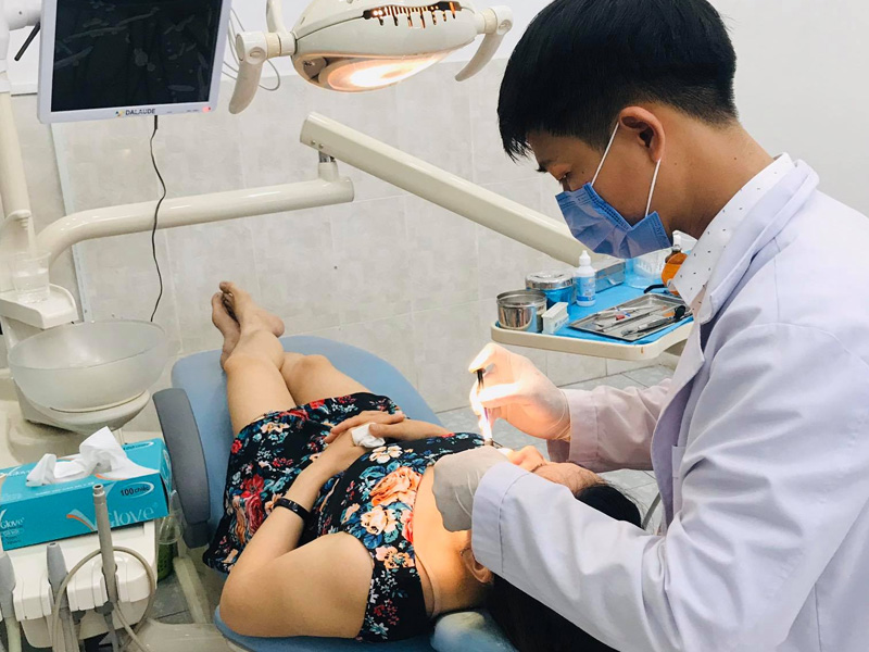 Các bác sĩ của Nha khoa Sun Smile luôn chu đáo, nhiệt tình với khách hàng