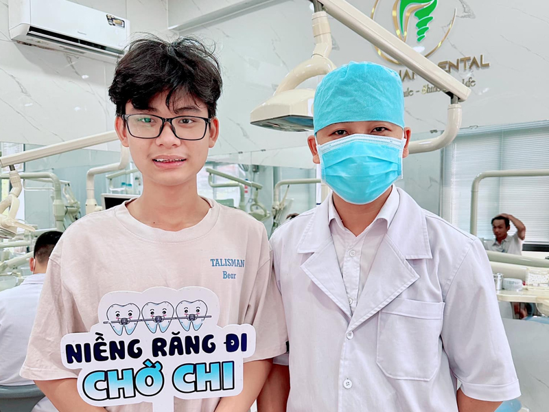 Nha khoa Việt Pháp cung cấp đa dạng dịch vụ chất lượng cho khách hàng